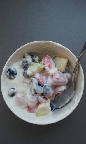 fruits with natural yogurt