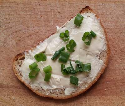 oberlander with melted cheese and chives